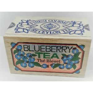 Mlesna Blueberry Leaf Tea Wooden Box 100g